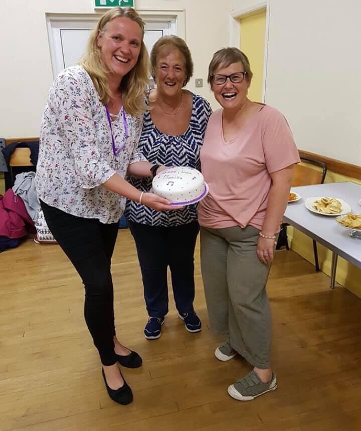 _MoreHarmony's tweet image. Heartbroken to announce we lost one of our members, last night. Barb sang bass and was loved for her warmth &amp;amp; sense of humour. We were all together last night, enjoying her fabulous company &amp;amp; to wake to news of her sudden passing was devastating. Barb, we love you. xxx