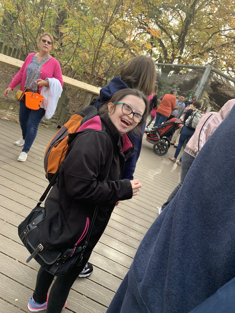 WrightsonCHS's tweet photo. When you go to the @marylandzoo to learn about animals and habitats, but walk out also demonstrating skills in friendship, empathy, leadership and positive public behavior. So proud of these #CHSBayhawks today! @ChesapeakeHS #FALSFun #ProudTeacher #TheTramRideWasOurFavoritePart https://t.co/DezEKChtCR