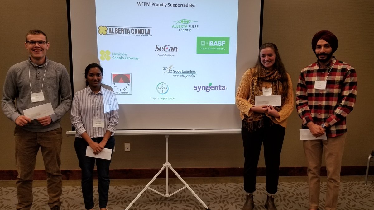 TylerWist1's tweet image. The four student award winners at the Western Forum on Pest Management. Two #entos @danmalamuta @BeetleNeedle and two #pathos @gur_sahib @sachi55082728 shook hands with meeting chair @gabertccc and were able to attend this meeting and learn.