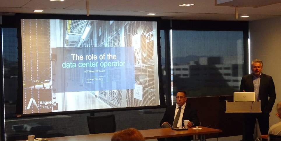 AzDataCenter's tweet image. #GreenDataCenter Pioneers! @AlignedEnergy&apos;s Chief Innovation Officer @PLawsonShanks Presents at the @Az_Energy&apos;s #DataCenter October Monthly Forum @APSfyi @FirstSolar @AzCommerce #AzDataCenter #AzSmartCities #AzEnergy #SWEnergy19 #AzDC20  #AzMeansBiz