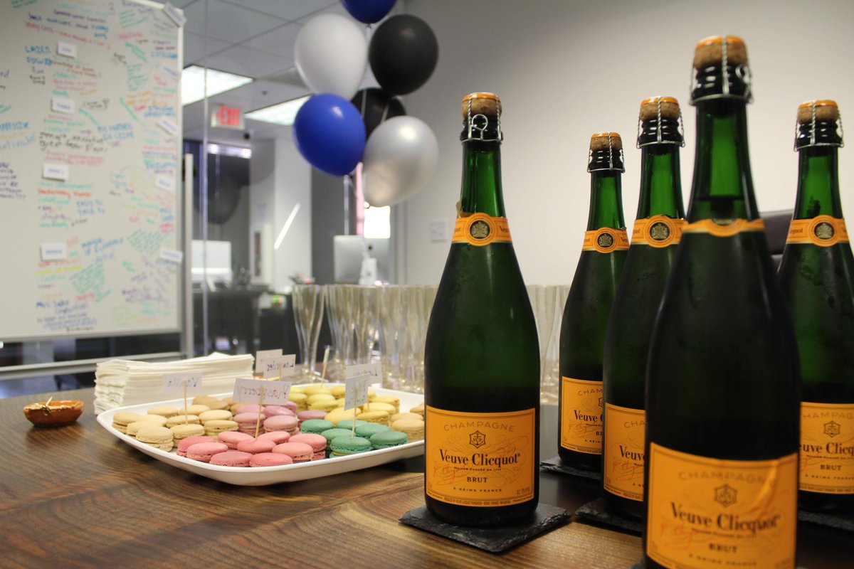 ZeroParallel's tweet image. Today we are looking back at a wonderful time earlier this month celebrating Employee Assessment and Appreciation Week! We had breakfast treats, special lunch events, and a team bowling day. 🎉🥂🎳

#ZeroParallel #culture #team