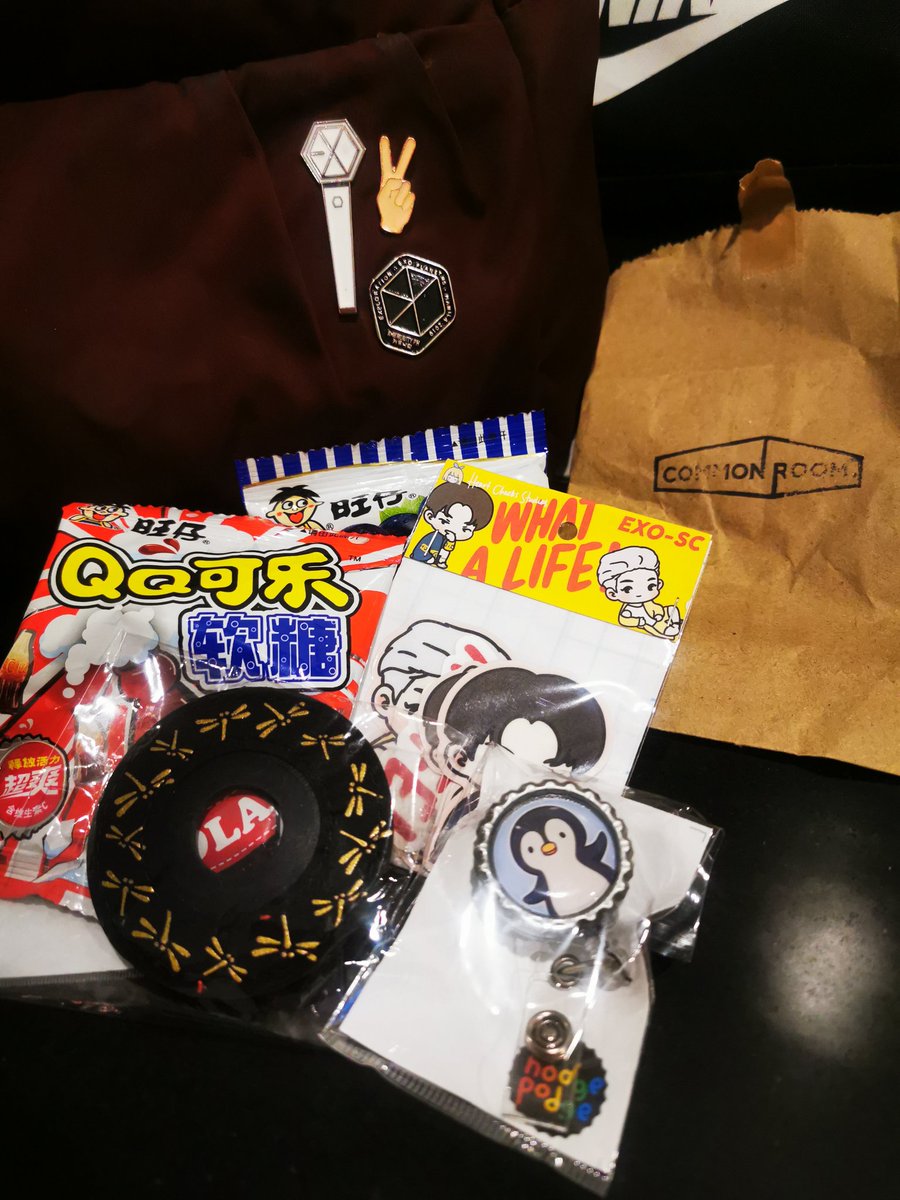 elliephant09's tweet image. 191025. Today&apos;s loot...sans my shinai. X3
Today&apos;s highlight? My tsubadome. 💖

#EikoBudogu #tsubadome #CommonRoomPH #HeartCheeks.Studio #EXO_SC #Stickers #HodgePodge #IDholder #Penguin #DohKyungsoo

@weareoneEXO #EXO #MAMAVOTE