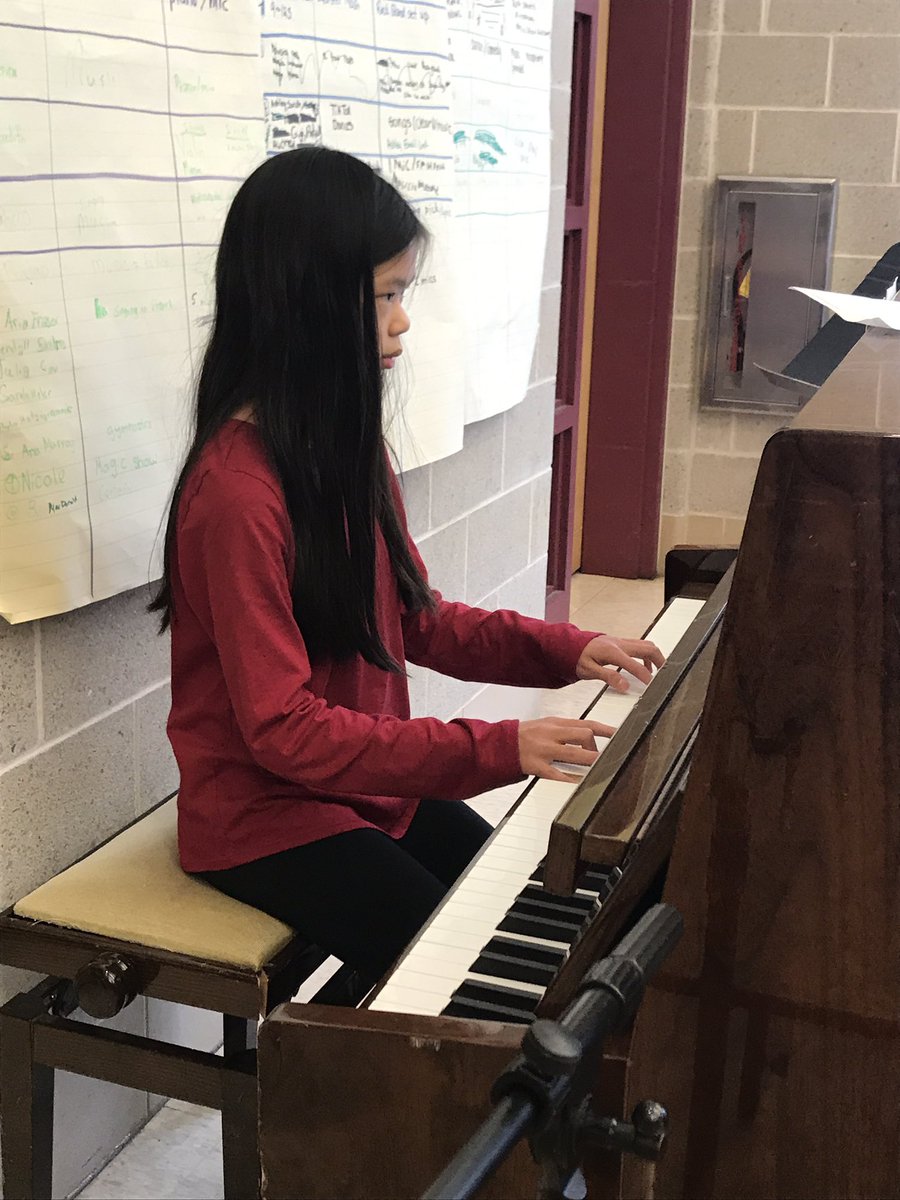 WoodHill_TheHub's tweet image. Amazing student performances so far today during our first Disconnect to Reconnect day! #technologyfree #weareandover @AndoverPS