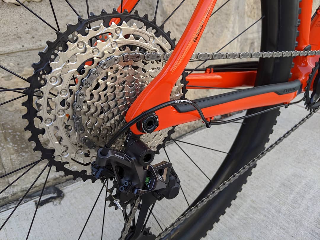 speedriverbike's tweet image. Carbon.
Isospeed. 
Fade. 
New XT.
Trail weapon. Awesome. 

#trek #procaliber #baaw #bikes #cycling #mtb #offroad #guelph #gopro