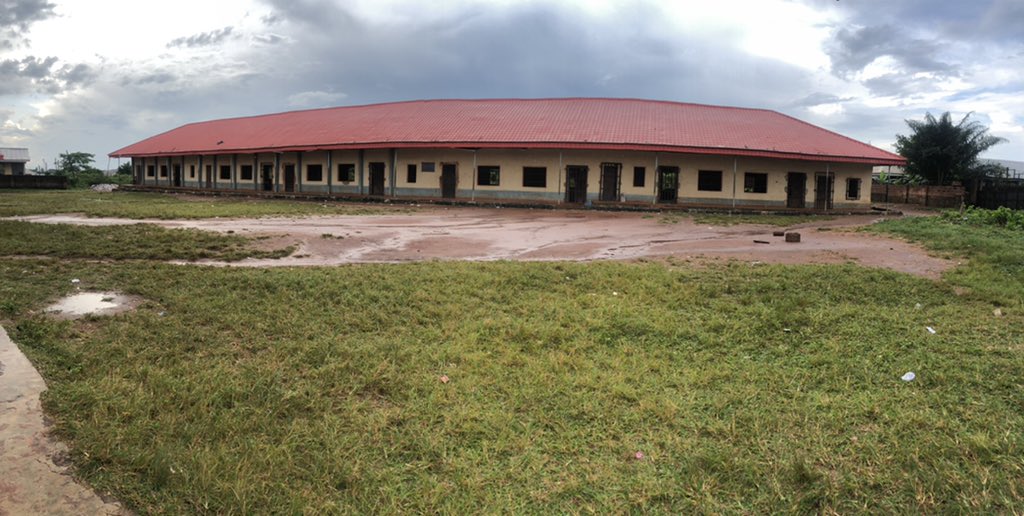 Allezamani's tweet image. Lack of concern for education by the @NigeriaGov, made Nigeria the shit hole that it is today! 

A thread!