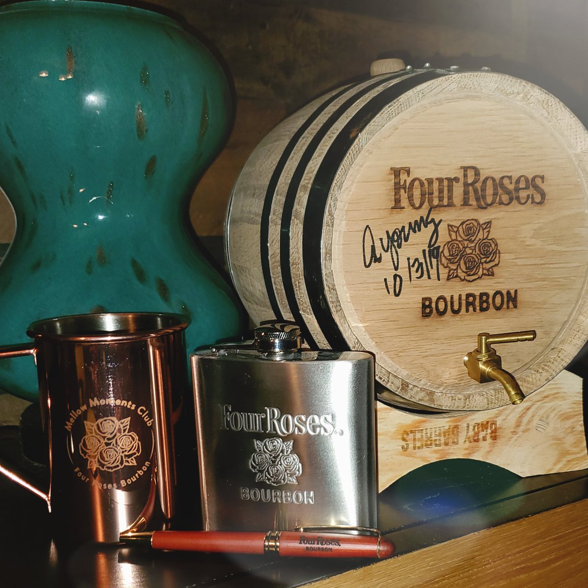 DADM_Graphics's tweet image. Stopped by both @4RosesBourbon facilities while in KY this week and showed my #mellowmoments card. They treated us like family. Could not have been nicer. Can&apos;t say enough good things about this brand.