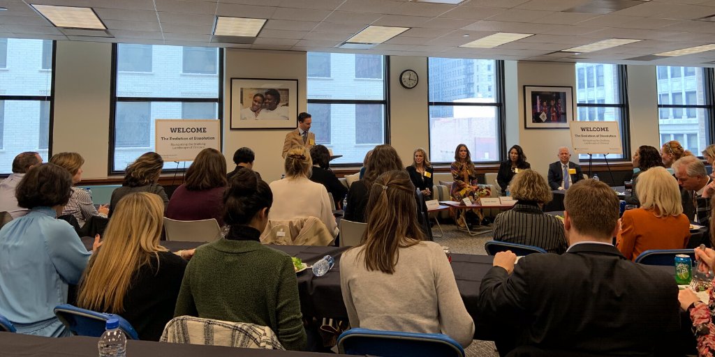 BergerSchatz's tweet photo. We just started talking with 75+ Chicago family law leaders at the #EvolutionOfDissolution program, a discussion with Laura A. Wasser at DePaul College of Law about what it means to #divorce within today’s changing legal, cultural and technological landscapes. #ChicagoDivorce https://t.co/WTy323X9Ld