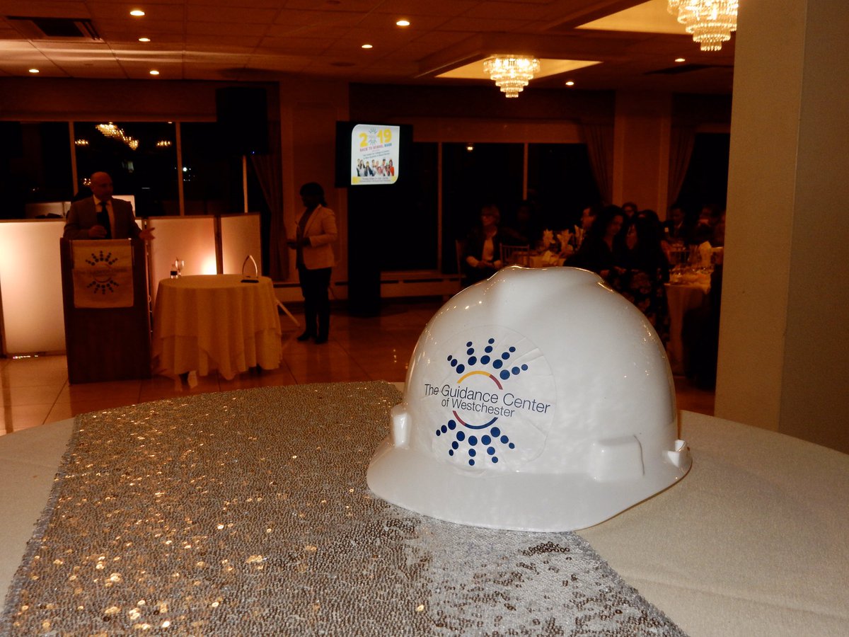 GuidanceCenterW's tweet image. Epic 2019 Back to School Bash= ✅. Big thank you to our emcee, honorees, and outstanding guests for making this year’s Bash unforgettable 🎉.