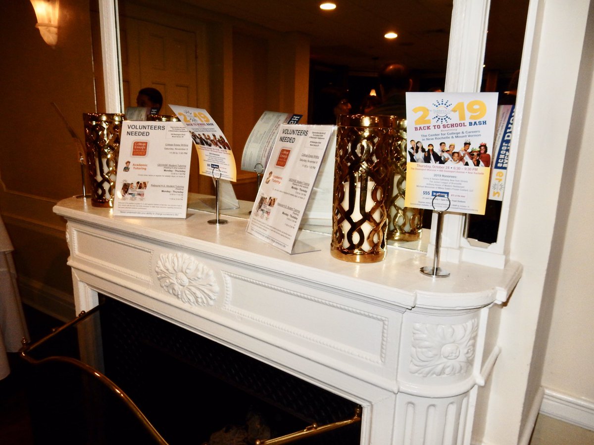 GuidanceCenterW's tweet image. Epic 2019 Back to School Bash= ✅. Big thank you to our emcee, honorees, and outstanding guests for making this year’s Bash unforgettable 🎉.