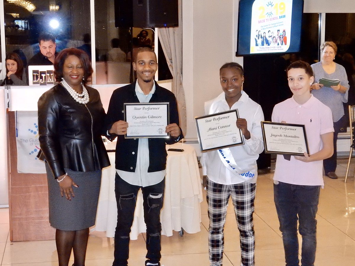 GuidanceCenterW's tweet image. Epic 2019 Back to School Bash= ✅. Big thank you to our emcee, honorees, and outstanding guests for making this year’s Bash unforgettable 🎉.