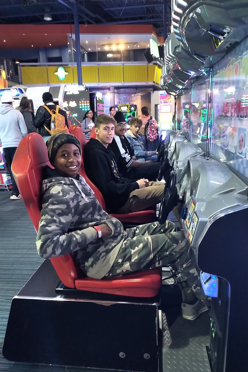 MsFiocco's tweet photo. Grade 10 Business trip. #Playdium #Havingmorefunthanthekids
@NorthParkSSca https://t.co/EjaQa8YFIa