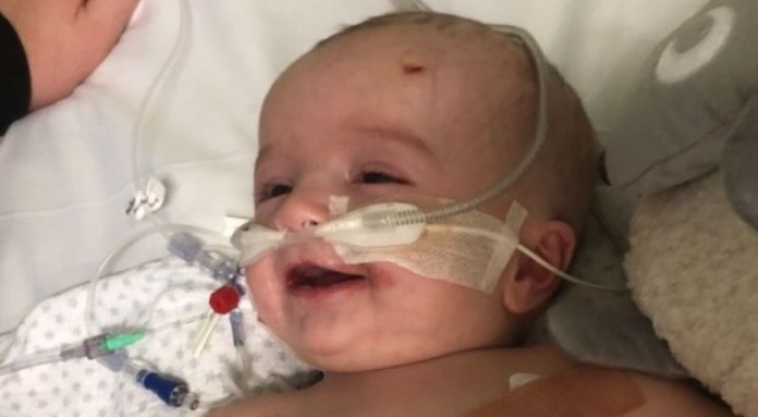 myfox8's tweet photo. AMAZING❤️ Doctors said little Michael may never wake up from a coma after suffering heart failure at just 14-weeks-old. Five days later, not only did the little fighter open his eyes, he smiled from ear to ear at his daddy!
https://t.co/SivxH134Rd https://t.co/r7WLuHSnl8