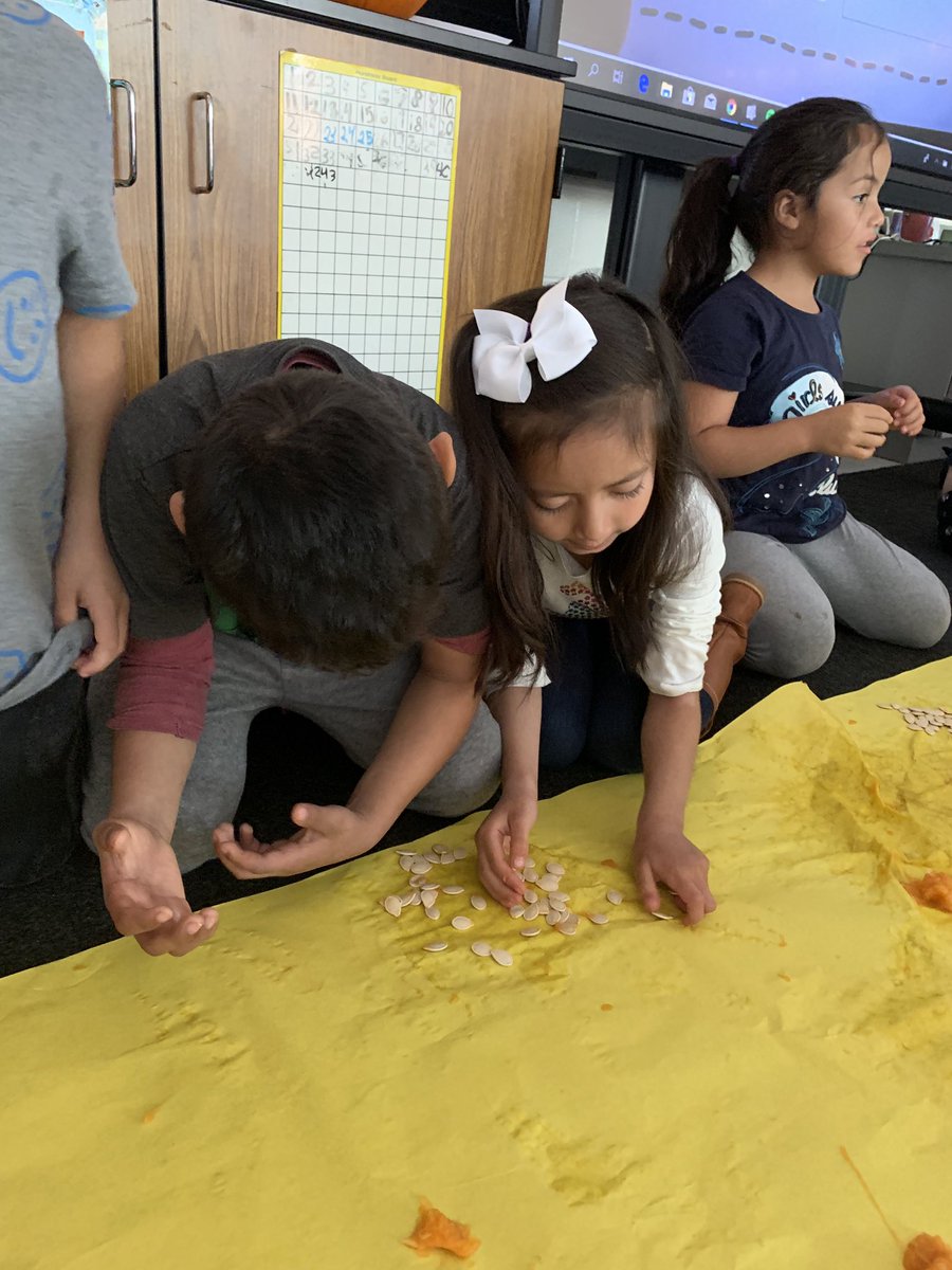 jeulcps's tweet photo. Happy Pumpkin Day! We learned about pumpkins in reading, math, and science! 🎃#gatorsdeserveit19
@DLong_GUI @GuilfordEle https://t.co/RlTZX0suYt