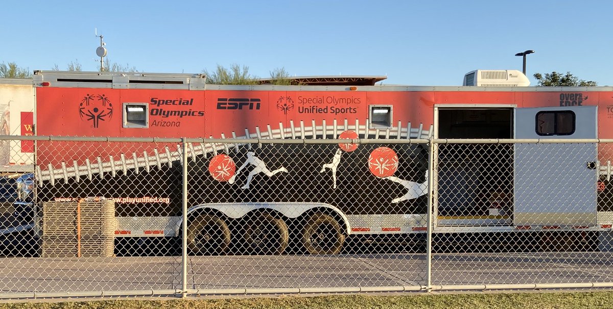 #MyVTOStory It’s a great and rewarding day at <a href="/SOArizona/">Special Olympics Arizona #WeAreSOAZ</a>! Over 2,000 participants and I’m grateful to work for @edmentum to allow and support personal volunteer hours through the year. Congrats to all the athletes!