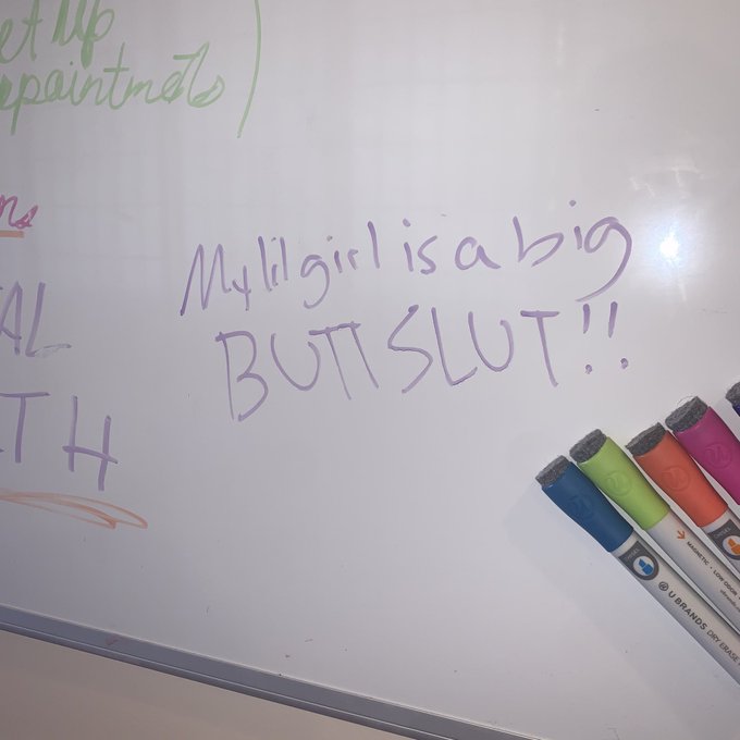 I love finding messages like this from @CodeyXXXSteele on my marker board that I fail to even notice<a class="tags" href="/tag/codeyxxxsteele">@codeyxxxsteele</a>