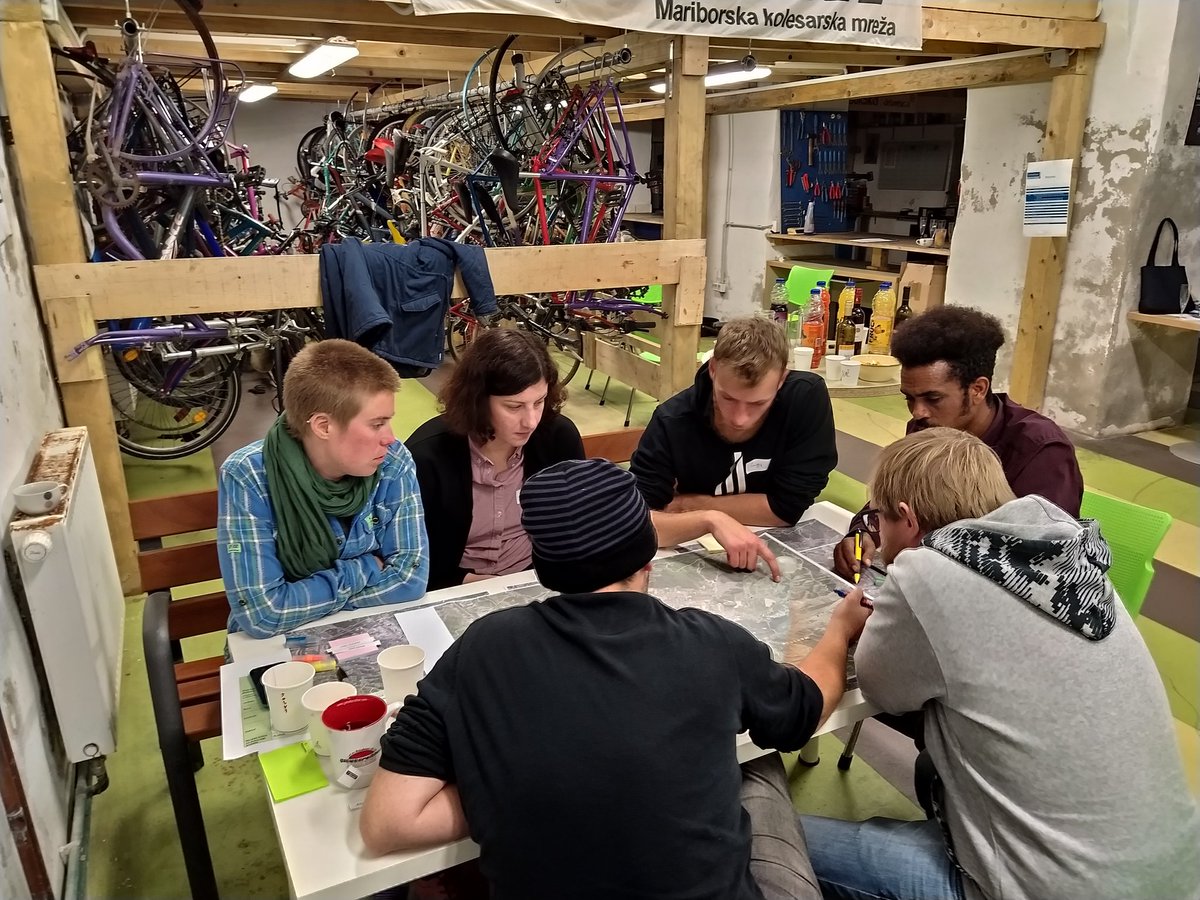 MClimathon's tweet photo. #Climathon Maribor https://t.co/jKT774jsWS
