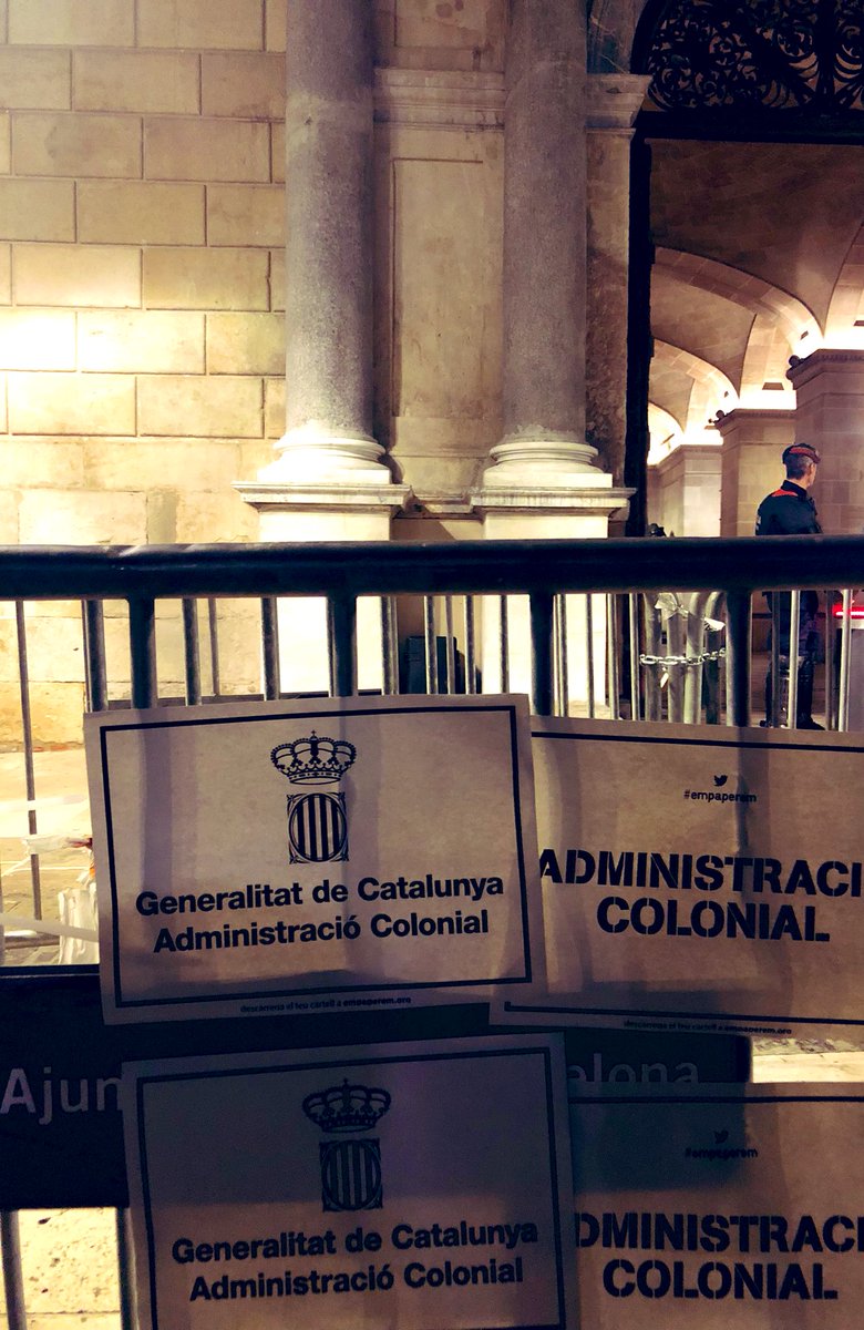 SanosukeCat's tweet photo. Administració Colonial a Plaça Sant Jaume https://t.co/LH8kh6MMmg