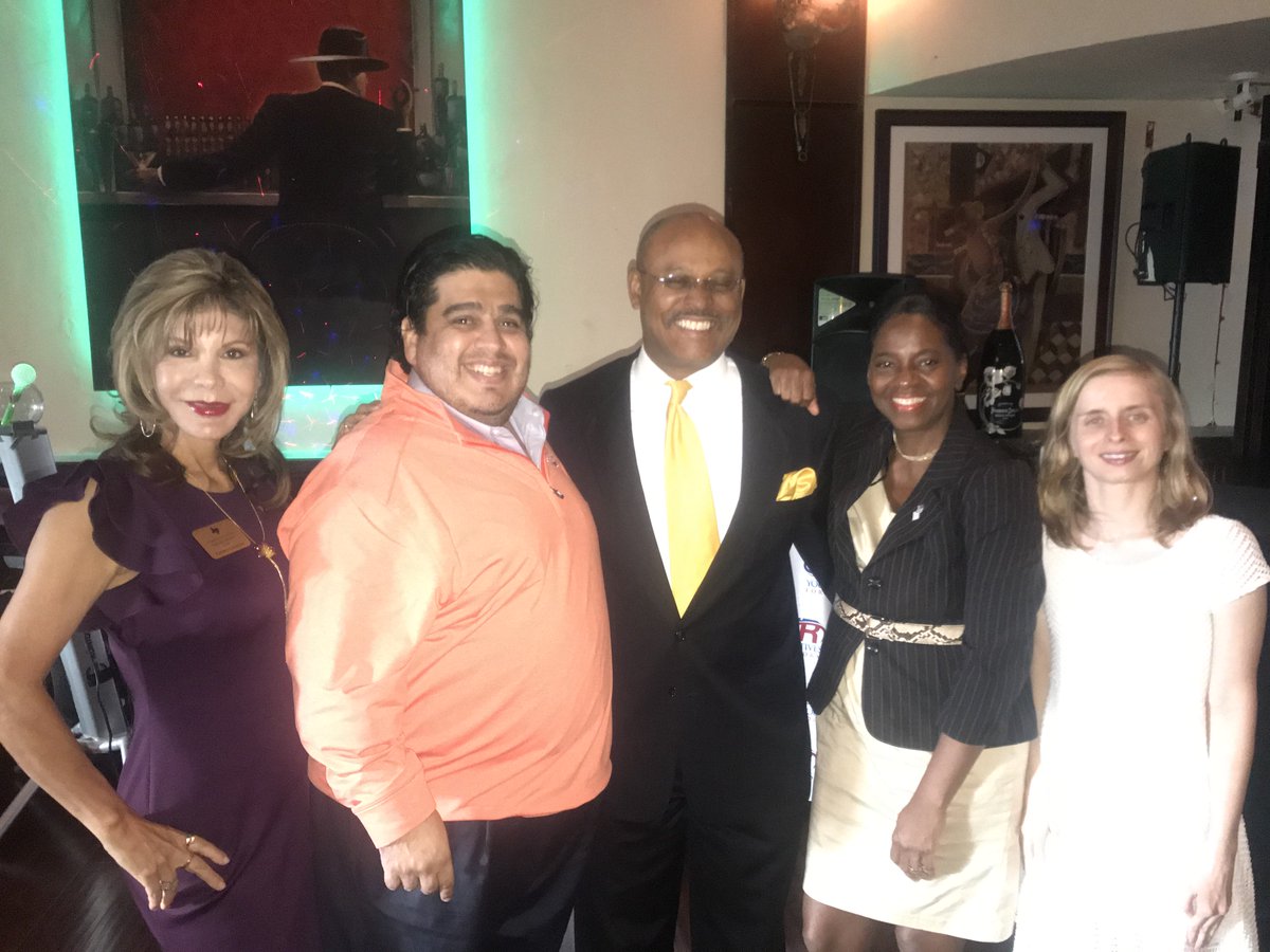 YC4ER's tweet photo. We are so proud of Artemio and the fantastic people of Texas.  We look forward to working with all of you in the next coming months on important clean energy issues in the awesome state of Texas! #RightOnEnergy https://t.co/eJjKVFPlbp https://t.co/aXjWeJdPh4