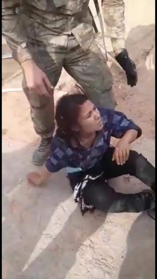 DuezenTekkal's tweet photo. Für IS-Kämpfer war es eine Schmach, dass sie (auch) von Frauen besiegt wurden. Die brutale Gewalt der dschihadistischen Verbündeten der Türkei gegen Frauen, die wir jetzt vor Augen geführt bekommen, hat System. Sie ist Ausdruck einer tiefen Verachtung weiblicher Emanzipation. https://t.co/MsvlG9o0AD