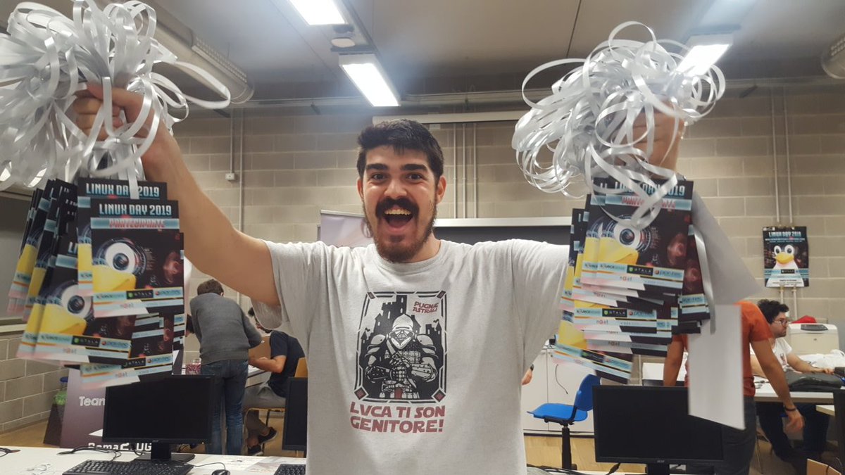 Roma2LUG tweet media