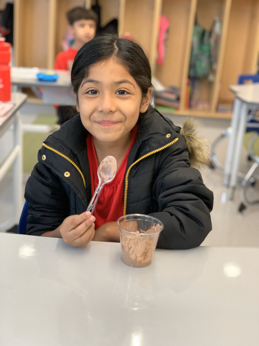 MissJarema's tweet photo. They have been working so hard to get 10 in a row on Behavior Bingo. They finally got it yesterday so we made dirt cake today! They are those worms so quickly! #RSS11 @tammygiordano https://t.co/HxSyPqvBnK