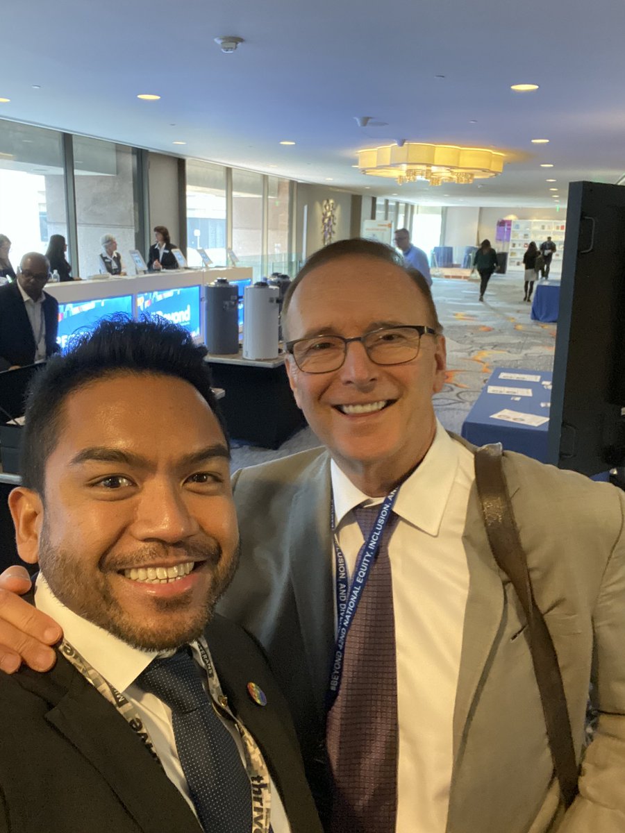 PineraMD's tweet photo. Always great to see Dr. Ed Ellison and Bernard Tyson at the KP National Equity, Inclusion, and Diversity Conference. #kpthrive #kaiserpermanente #totalhealth @EdEllisonMD @BernardJTyson #beyond https://t.co/rrCckdYucO