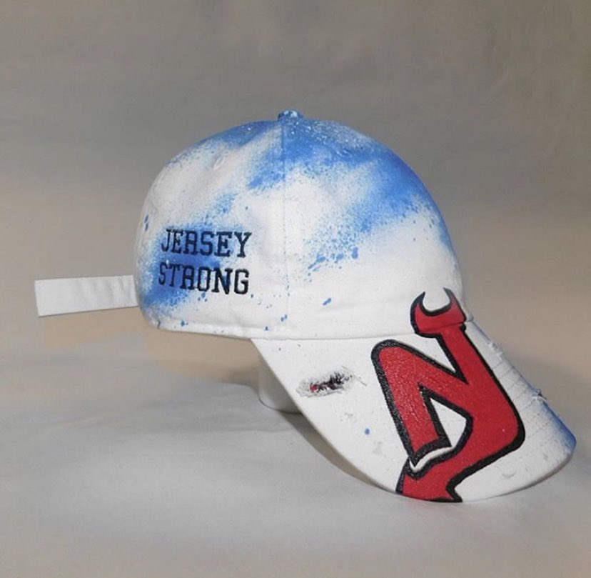 createamoon_'s tweet image. Our “This is Jersey” cap inspired by my home town Asbury Park New Jersey 💪🏽💪🏽🌙
From our TRAY x CREATE A MOON collection ✨🌙
#NewJersey #custommade #customnike #Nike #jerseystrong #newjerseydevils #asburypark #nikehat #blackart #explore #explorepage #customhat #customhats