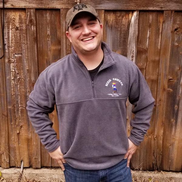 thedixiechicken's tweet photo. Don't stay out in the #Cold this fall and winter! Keep yourself warm with our #DixieChicken #FleecePullover! https://t.co/p9o05Gjg8L https://t.co/GLQjZjP6LJ