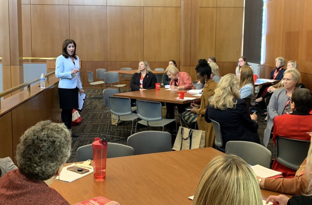 NWLNetwork's tweet photo. “If we don’t become healthier versions of ourselves internally, how are we going to show up for other people?” - Amie Gamboian, sharing about the kind of beliefs we have  #NWLN19 https://t.co/4VBItWV4Rw