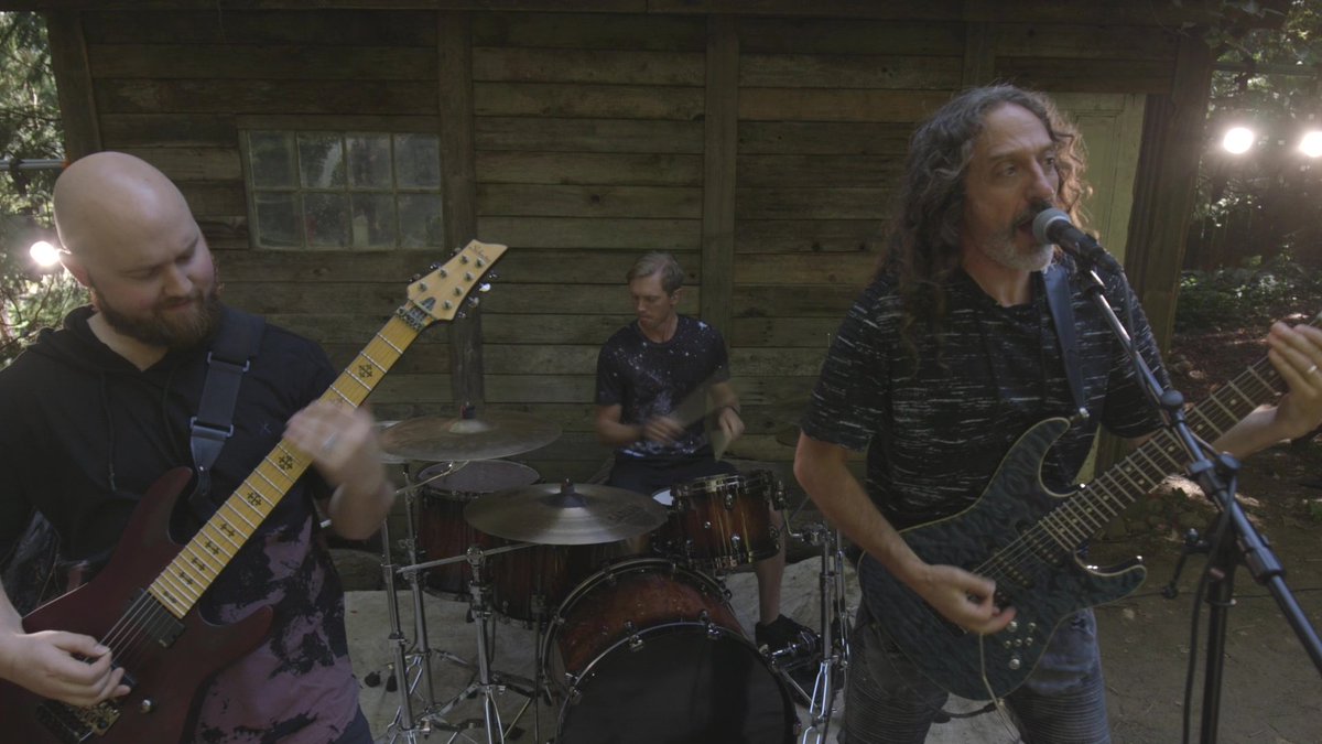 FloodfallBand's tweet photo. Here it is!!! Our second video 
#ColdLightSorrow #PDXMetal #PNWMetal #Floodfall 

https://t.co/dYS16mdFCm https://t.co/VRGteTYUVY