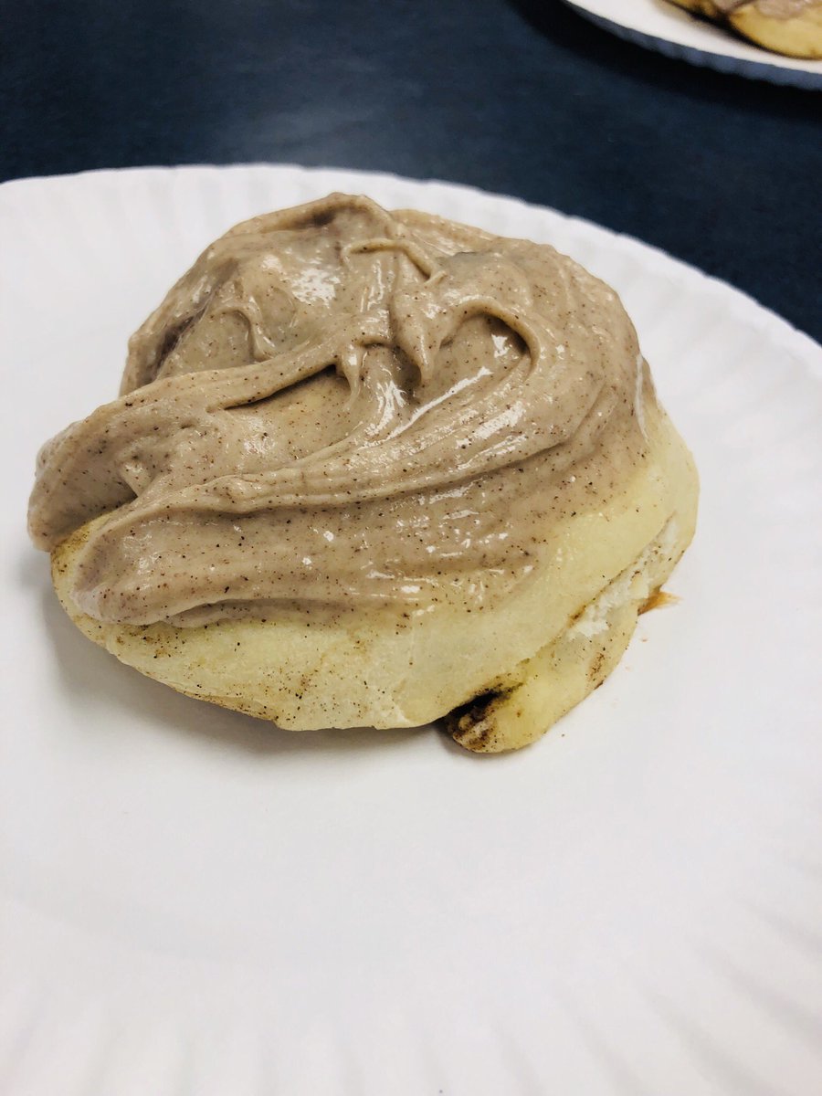 FaCSMVHS's tweet photo. Closed out this Bread Unit with homemade cinnamon rolls! They were delicious! https://t.co/Xd9yXL6Y3Y
