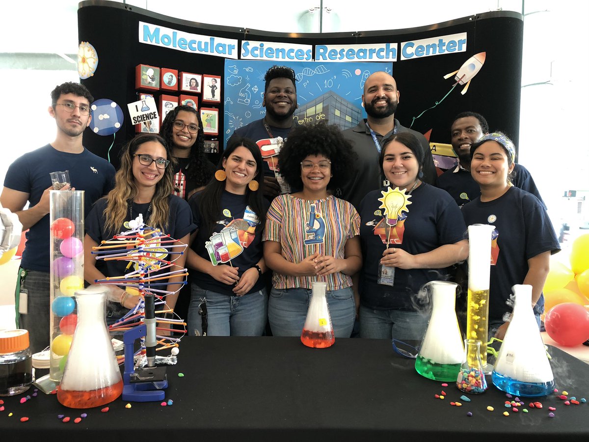 prbssc's tweet photo. Participando de la Casa Abierta del Centro de Investigaciones en Ciencias Moleculares de la @UPR_Oficial  #CienciaBoricua 🇵🇷#OpenHouseMSRC #CienciadeAqui #InvestigaciónUPR https://t.co/qFHpZsCh2J
