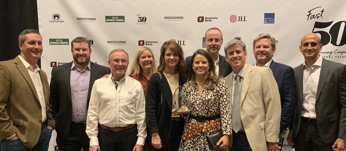 weare8am's tweet photo. #fbf to last night at the annual #ABJFast50 Awards!
https://t.co/30Pe3qhaiI https://t.co/WO7I0eriDS
