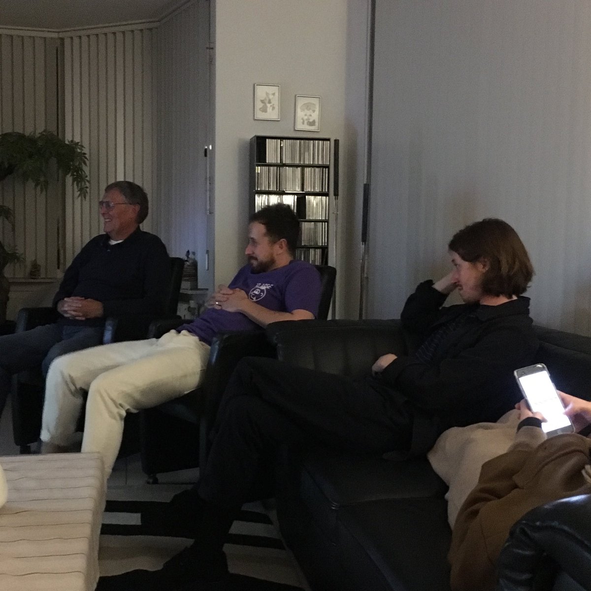 Leicester FC on the box! ⁦<a href="/LCFC/">Leicester City</a>⁩  ⁦<a href="/jinxes/">jekami Ayo</a> be⁩ ⁦<a href="/alexcrabbe/">Alexander Crabbe</a>⁩ ⁦@TomDening⁩