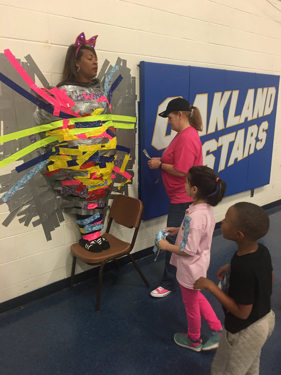 bradybrainiacs's tweet photo. Taping the principal for a good cause!!! She’s a brave soul!!! @bradybrainiacs @OESrockSTARS @suptking https://t.co/QlQYxjhtov