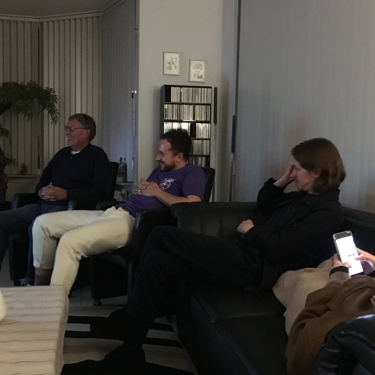 Leicester city fans in Holland - glued to TV @lcfc <a href="/joncrabbe/">Jon Crabbe</a> <a href="/alexcrabbe/">Alexander Crabbe</a>