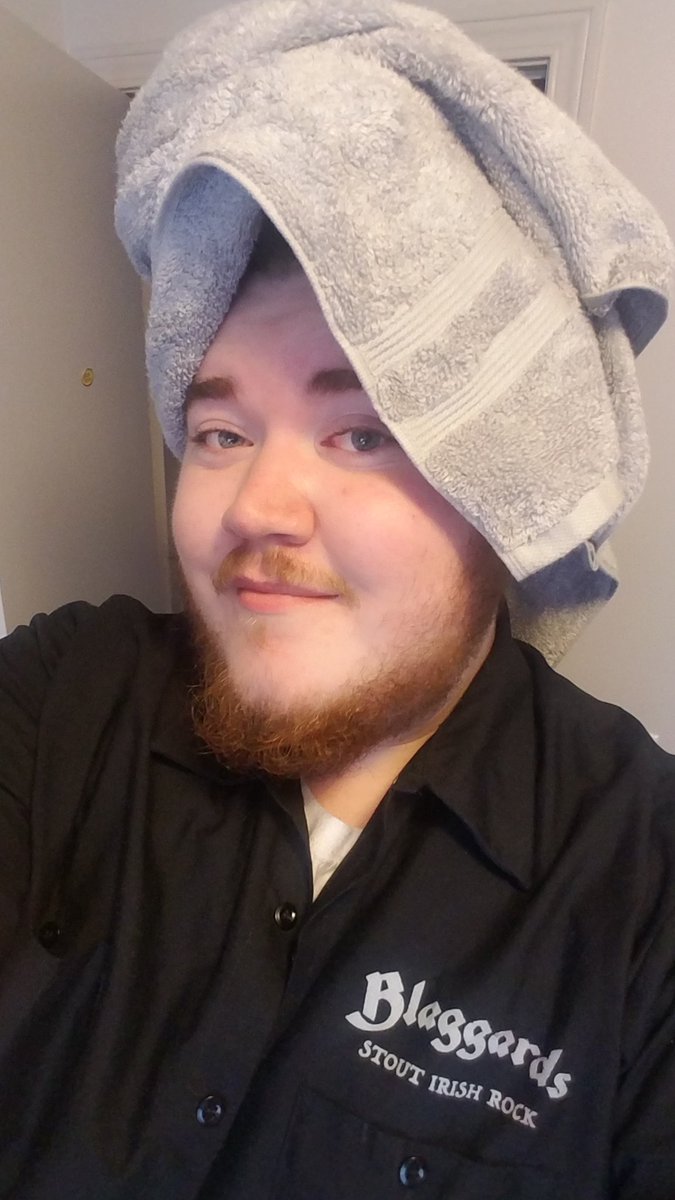Got out of the shower and my hair was too wet. Honestly, I think I need to wrap my hair more often.