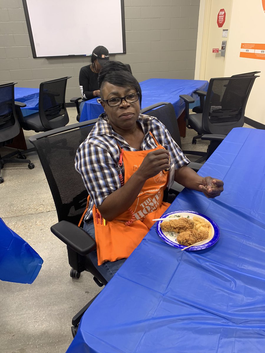 Aleesha Cherry tweet media