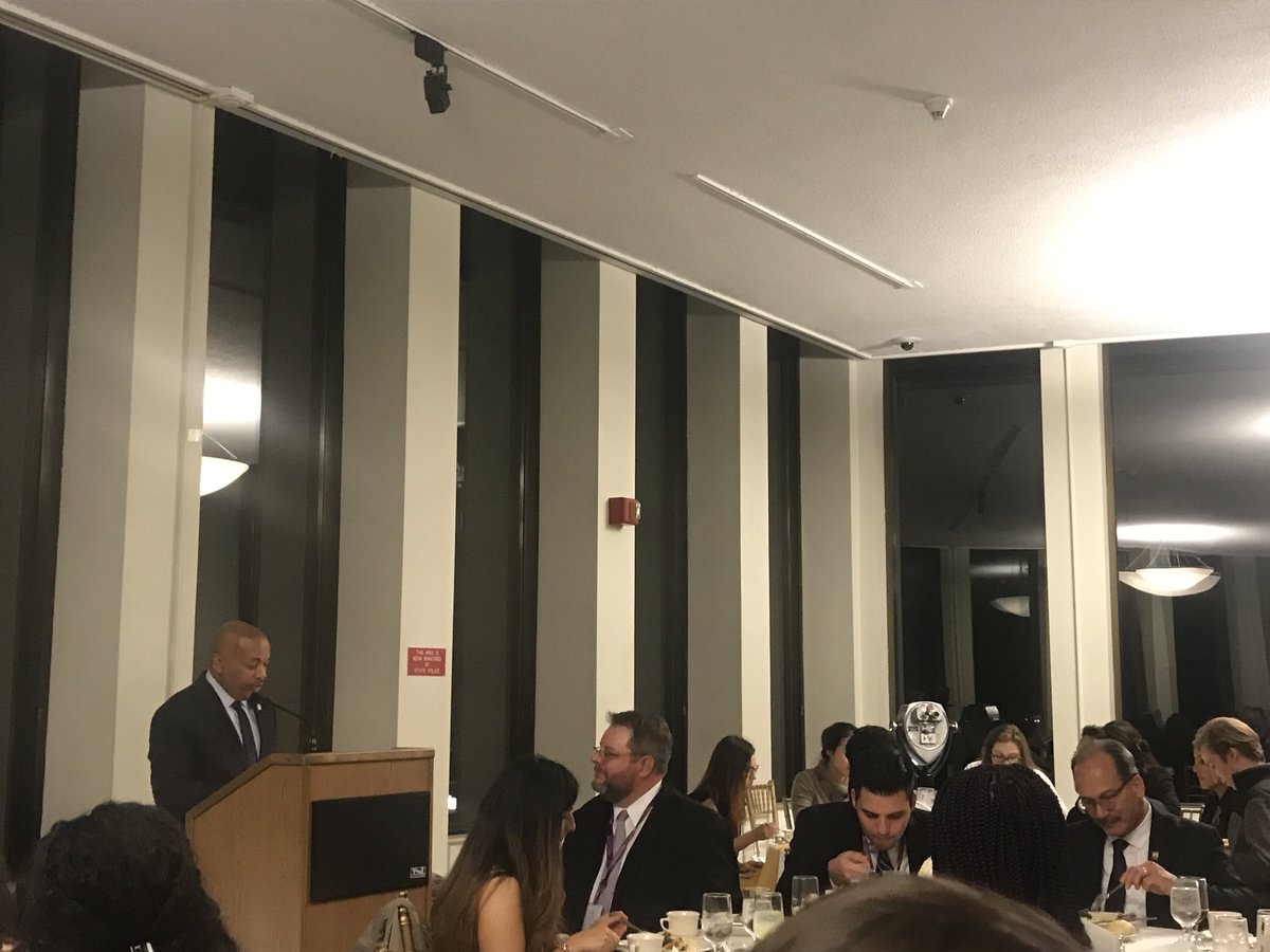 __Winsome's tweet photo. @CarlHeastie thank you for sharing your life lessons with @RockefellerColl #PPIA students: “The greatest success and the true measure of character is being of service to people you do not know or may never meet.”-#NewYorkStateAssembly @ualbany https://t.co/J5EyhD9kRP