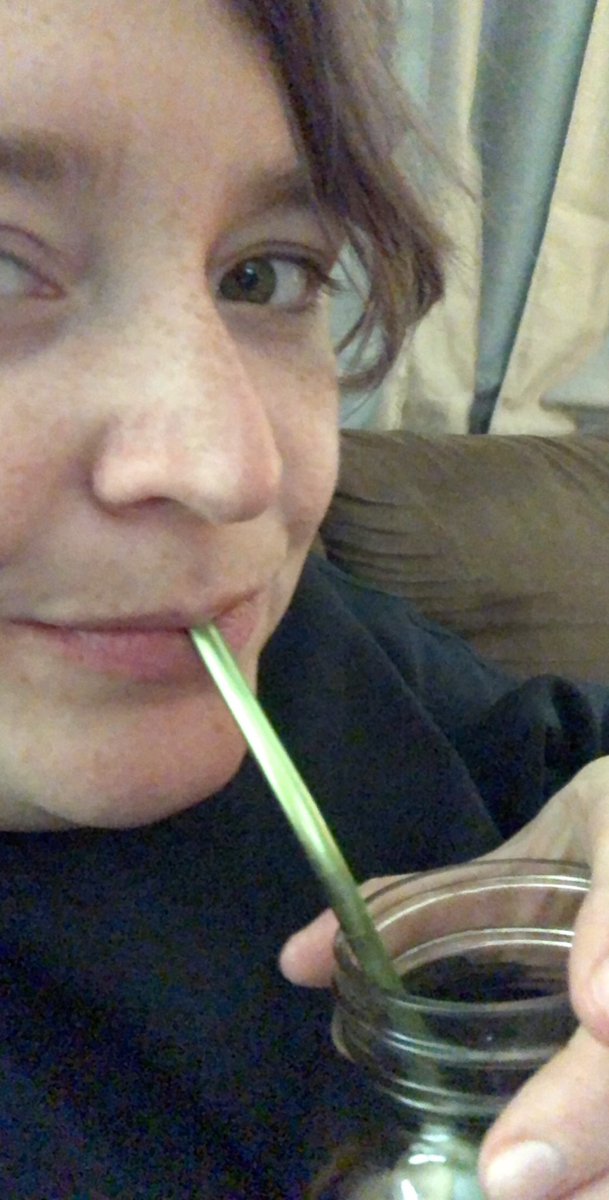 bread_queen's tweet image. Love my new @JeffreeStar metal straws!!!