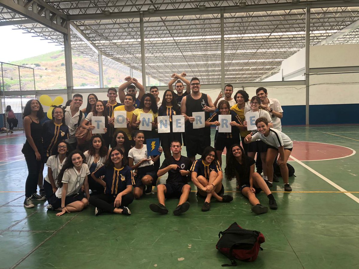_Tonnerre__'s tweet photo. DEU TONNERRE ⚡

Nosso time estreou no campeonato de Handball e venceu a Facilitando Zap por 20x11

Gols de:

Fonsêca ⚽⚽⚽⚽⚽⚽
Luiggy ⚽⚽⚽⚽⚽
Petito ⚽⚽⚽⚽⚽
Thiago ⚽⚽⚽
João B. ⚽ https://t.co/FNJ9NgkUAF
