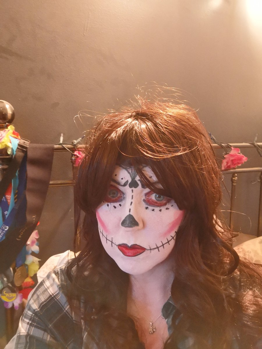 Great fright run <a href="/NTLymePark/">NT Lyme</a> ce soir, this was the make up before... After was much scarier... Cheers Lyme we had a blast!