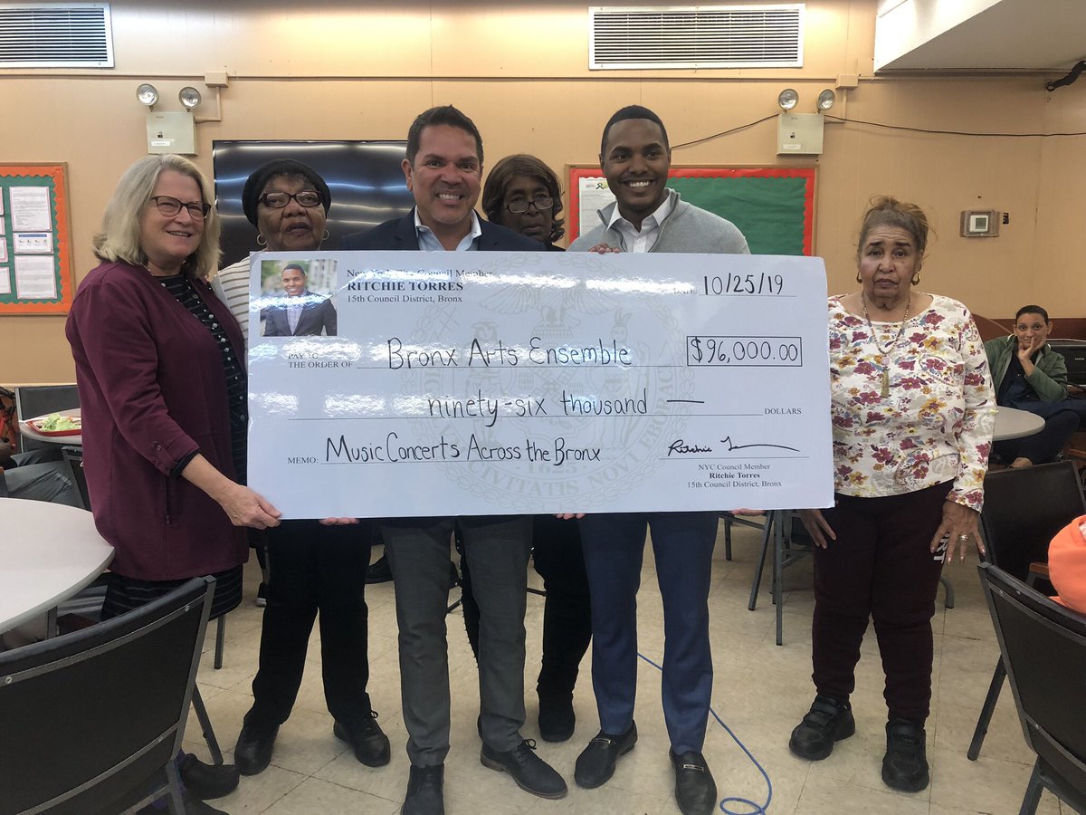 RitchieTorres's tweet photo. We’re bringing free concerts to senior &amp; community centers throughout the #Bronx. My office secured $96K for @BxArtsEnsemble to bring jazz bands &amp; performers to #CD15. TY Mt. Carmel Senior Center for hosting us for the inaugural concert! https://t.co/i1IYDuPWAM