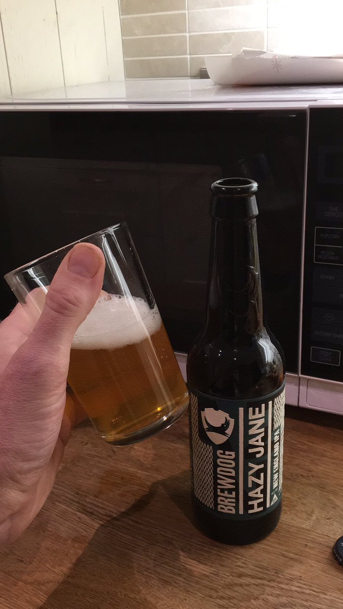 pwauly's tweet photo. Cheers 🍻 to you @Simondo40 wish I could have joined you tonight. All the best 🍻 https://t.co/8ot8T20rsh