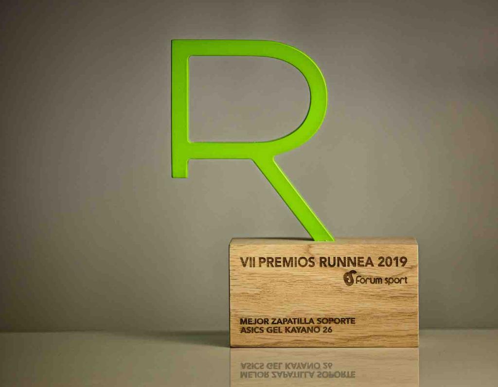 ASICSspain's tweet photo. Hoy la #GELKAYANO26 ha sido premiada a la mejor zapatilla de estabilidad en el evento #RunneaSummit organizado por @runnea_com 
Gracias corredores y corredoras por seguir confiando en nosotros🤗 https://t.co/tGcoEH0Kht
