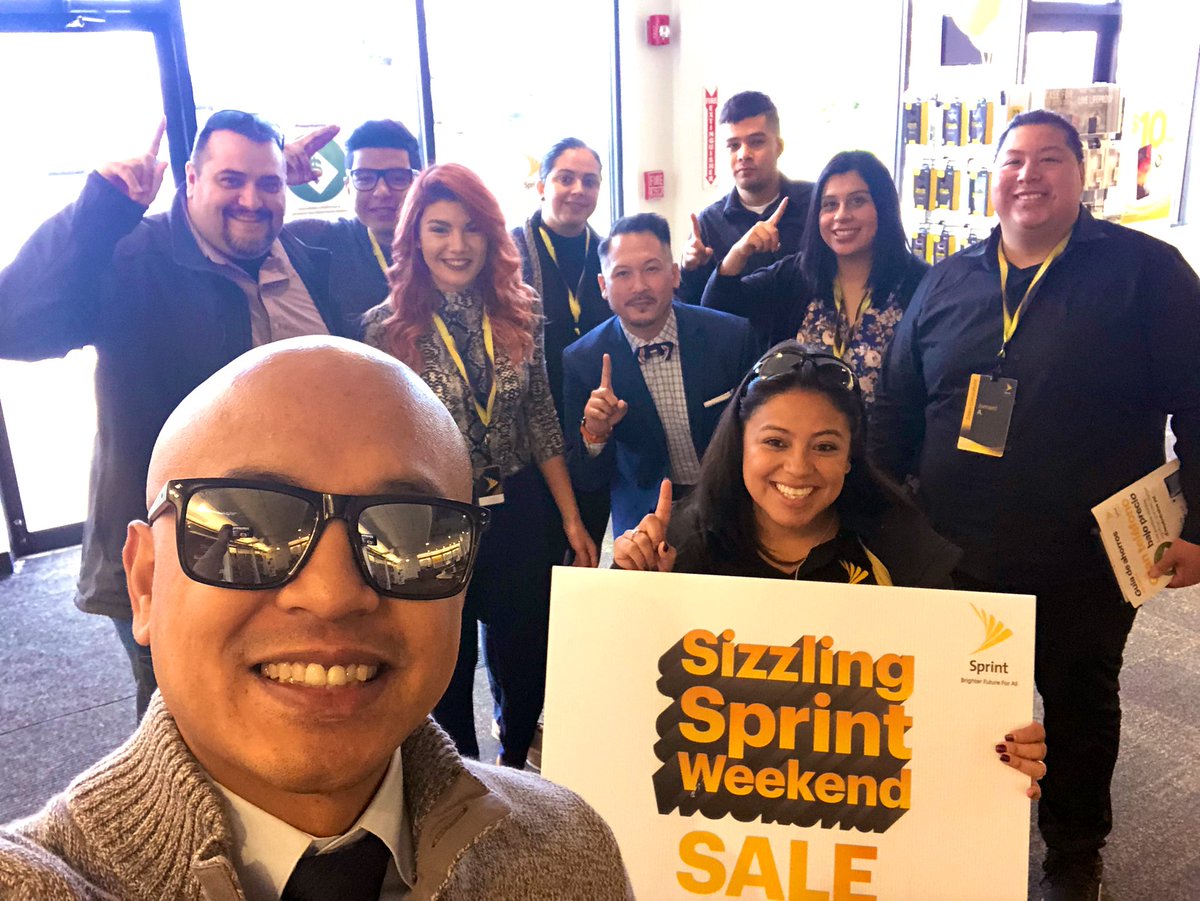 RDMBeasts's tweet photo. Team PalaGRIND leading the way in 6+ “Juicy” deals for Team Spicy and not stopping! Keep it going @SprintPalatine
#WCCforBiz #CLpartners #Beastmode #SizzlingWeekend https://t.co/nIpdkMBaPg