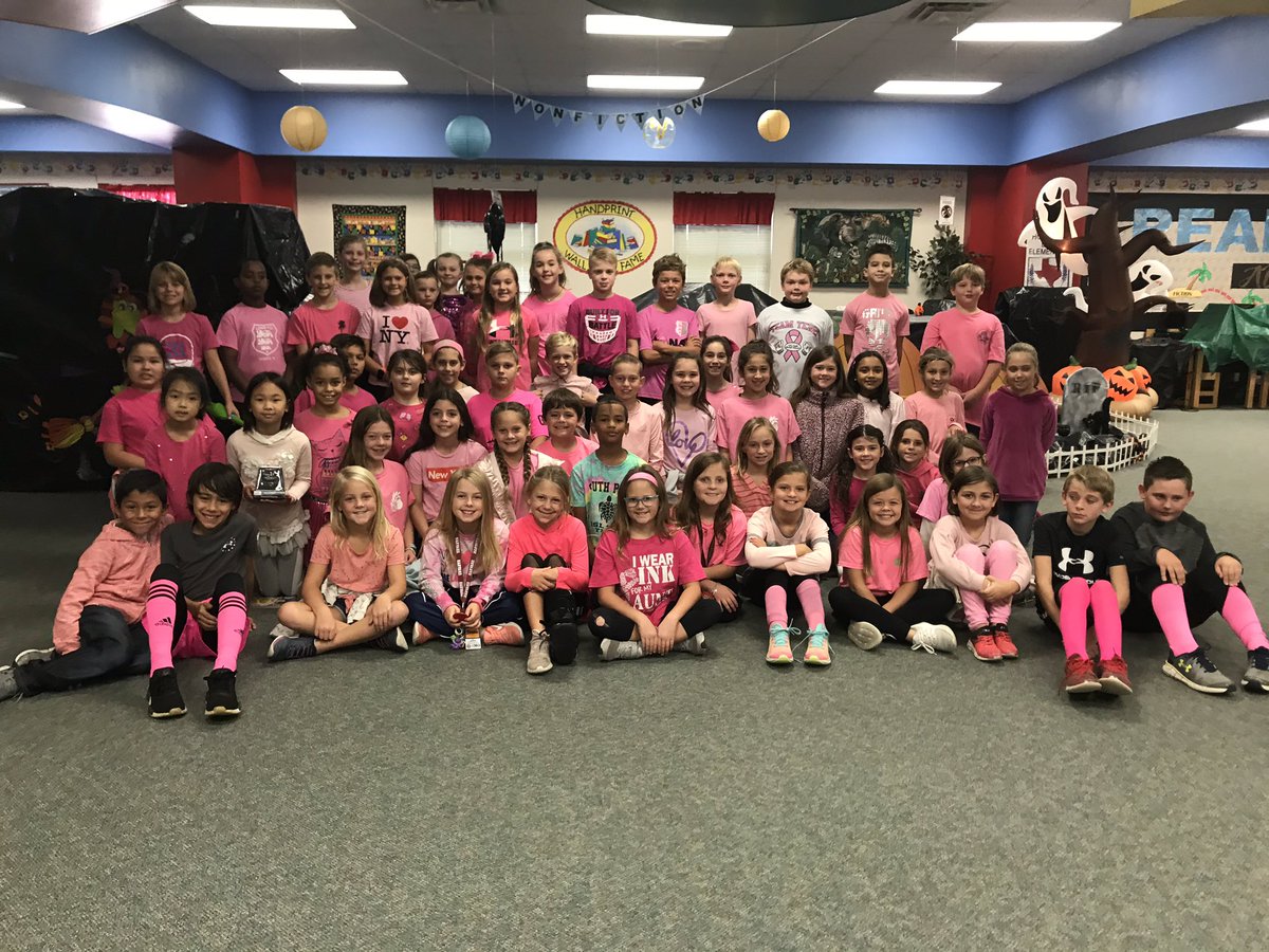 DeWittKristal's tweet photo. Pinked Out 4th graders at HLES! @Lesliemdurst @AmyMorgan622 @Supt_comalisd https://t.co/y4gzOx8N4x
