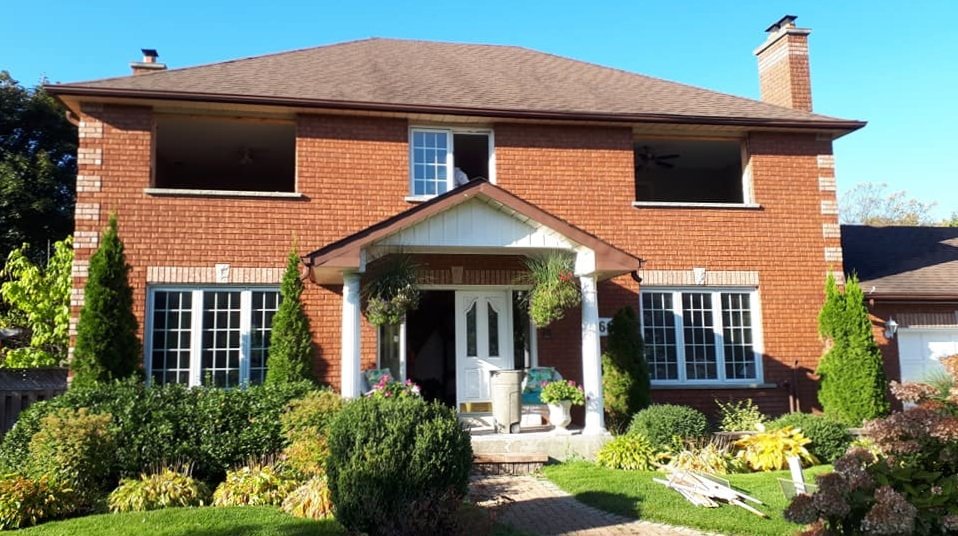 kempenfeltwind's tweet photo. This transformation started with removal of the old windows with traditional white grills, and installation of these beautiful new clear glass casement windows. What do you think, do you like the original style or the updated look? https://t.co/FHmZKqC6av