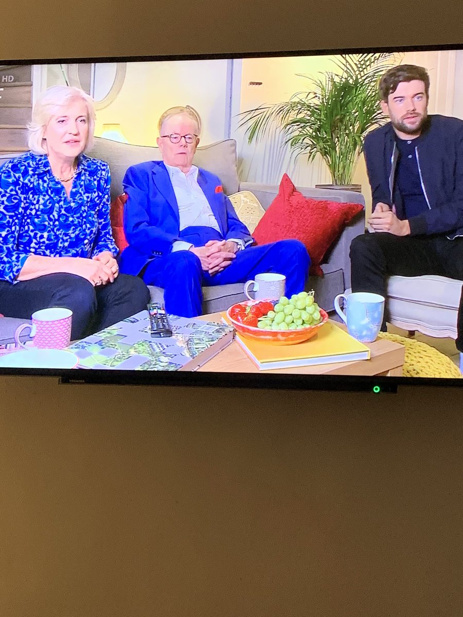ChristineVose's tweet image. Anyone else thought Jack Whitehall’s dad had a funny shaped head? #worldglobe #GoggleboxFriday @goggleboxshow