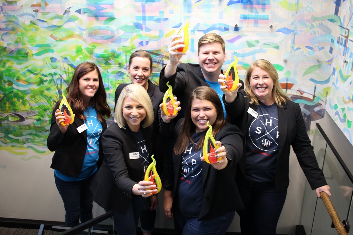 leadlouisville's tweet photo. The winning team of out 2019 #IgniteLou challenge is #LiftUpLouisville with their project for @ShpBeds Derby City ✨
Read about ALL of our #rockstar teams & their amazing work ⬇️⬇️⬇️
https://t.co/rcMIb8LDIS
#BeBetterDoBetter https://t.co/wQyYpjkW6c